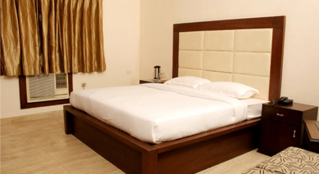 Hotel Jasmine, Rezervovat Hotel  