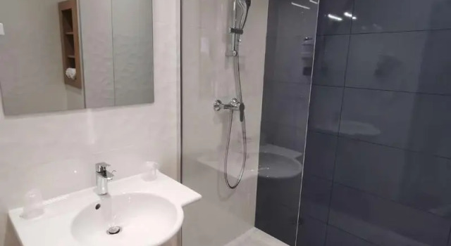 Двухместный полулюкс Kyriad Sens