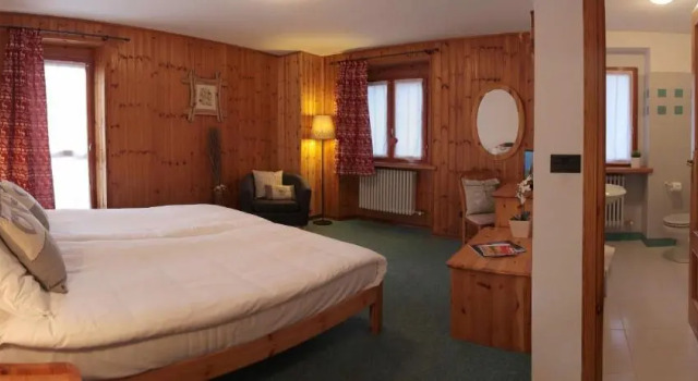 Двухместный номер Standard с видом на горы Hotel Mont Velan