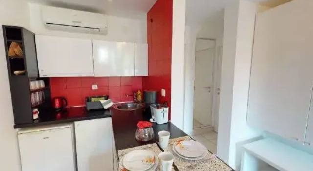 Студия No5 Studio With Garden View