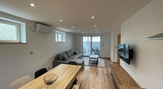 Gîtes intemporels dAlsace, Book Apartment Hotels in Wintzenheim with Parking, Parking
