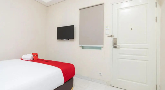 Двухместный номер Standard RedDoorz Plus At Harvest Inn Panakkukang