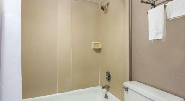 Номер Standard Super 8 by Wyndham Locust Grove
