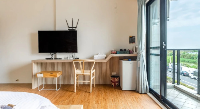 Двухместный номер Superior с балконом Tainan Rock nest view inn