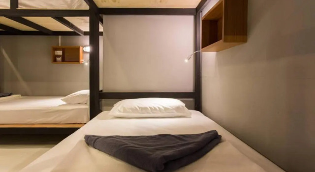 Кровать в общем номере (женский номер) Leisure Hostel