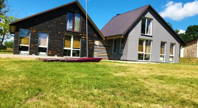 Коттедж с 2 комнатами Add Story Guest House