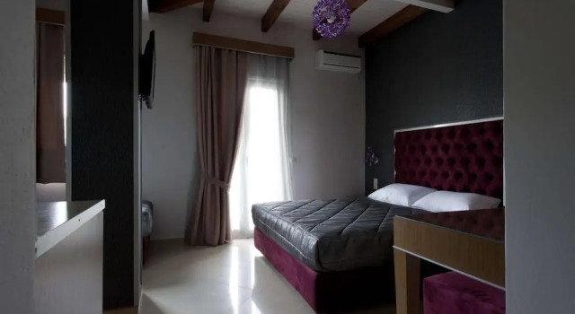 Трёхместный номер Deluxe Ideal House