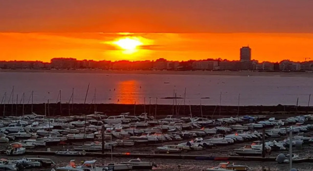 Студия Nina STUDIO 5 PLACES AVEC VUE SUR LA BAIE AU PIED DES COMMERCES