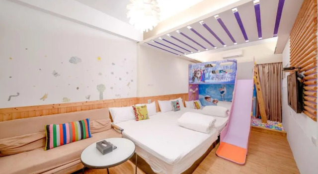 Люкс 羅東夜市寶貝屋baby house