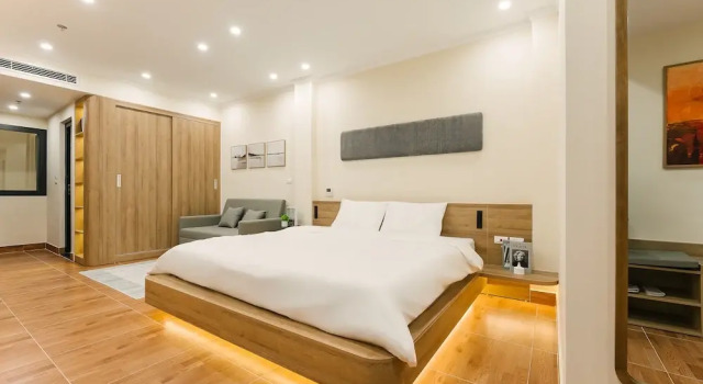 Двухместные семейные апартаменты с балконом Railway Apartment
