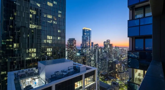 Апартаменты Executive с балконом Mega Style Apartments Vision