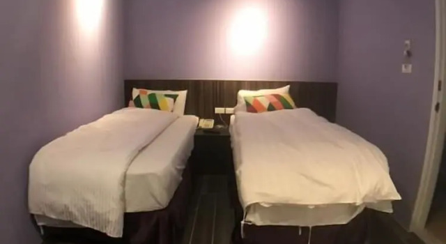 Economy kamer Rainbow House