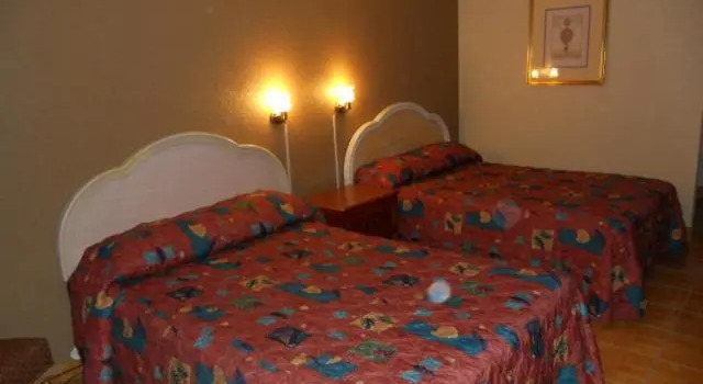 Номер Deluxe Lone Star Inn & Suites by OYO Harlingen TX