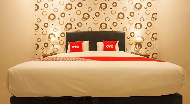 Двухместный номер Deluxe Hotel O Medan City Near Sun Plaza Formerly Residence Anugrah