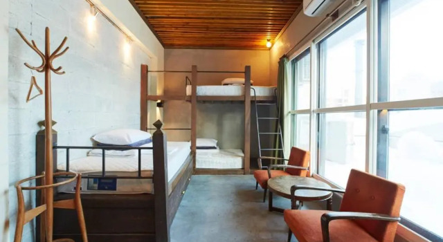 Standard- værelse med altan Untapped Hostel