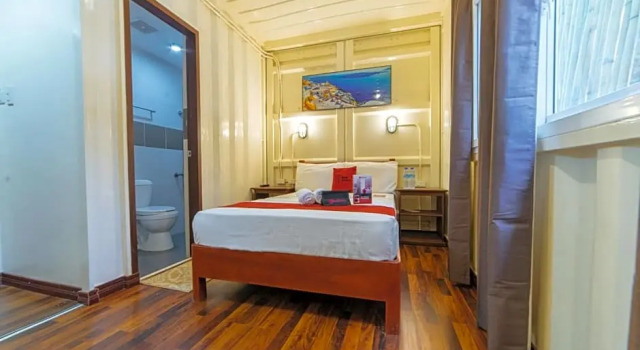 Двухместный номер Standard RedDoorz Plus near Puerto Princesa City Hall