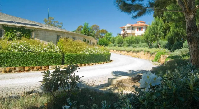 Апартаменты The Gatehouse at Villa Raedward
