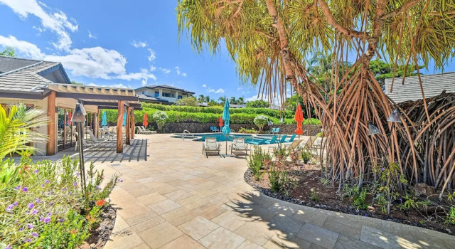 'tropical Paradise' Resort Villa: 1 Mile to Beach!