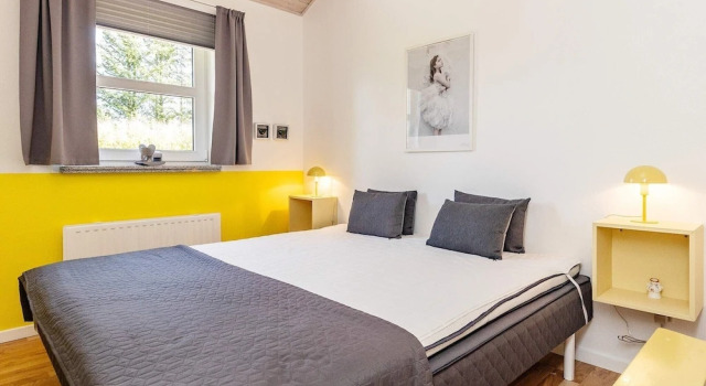 Коттедж 6 person holiday home in Hals