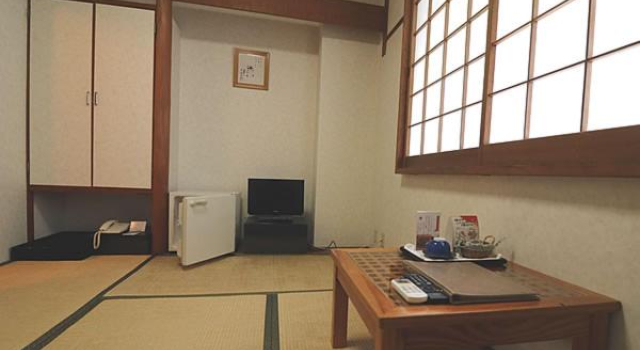 Номер Standard Hotel Zurich Toho 2001