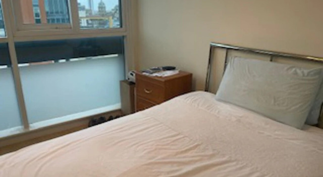 Inviting 2-bed Apartment in Birmingham, Забронировать Апартаменты/квартира Отели Бирмингема с парковкой, рядом с Океанариум «Национальный центр морской жизни», Парковка