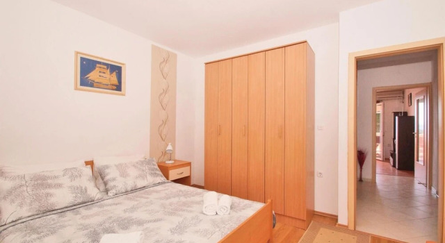 Beautiful Home in Prizba With Wifi, 2 Bedrooms and Outdoor Swimming Pool