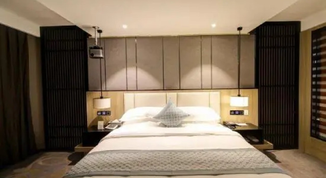 Yincheng Holiday  Hotel, Prenota Hotel Hotel a Henan con parcheggio, Parcheggio