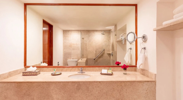 Четырёхместный номер Deluxe Loreto Bay Golf & Sea at Baja