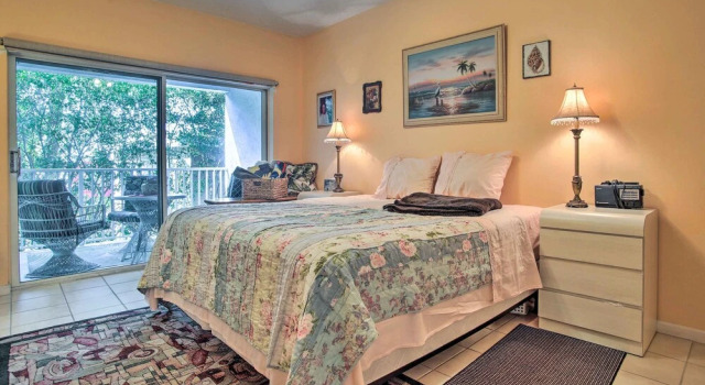 Апартаменты Idyllic Apt w/ Pool Access - Walk to Beach!