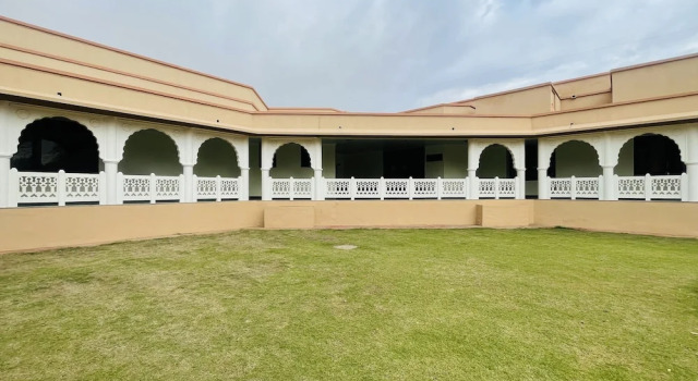 Heritage Resort Bikaner, Забронировать Курортный отель Отели штата Раджастхана с парковкой, Парковка