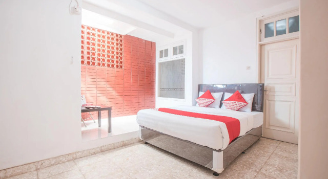Capital O 332 Residence G17 Kemang, Book Hotel Hoteller i Mampang med pool, Swimmingpool