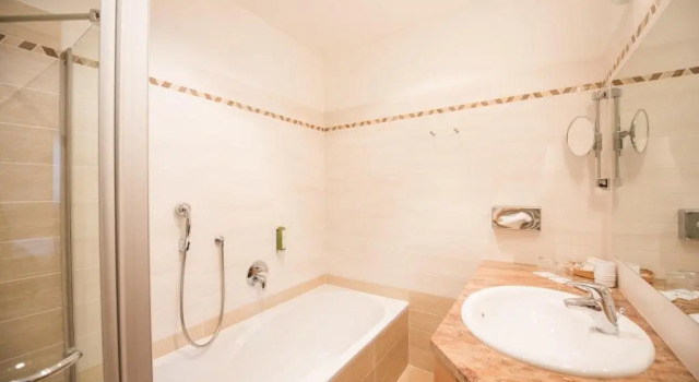 Двухместный номер Standard с балконом Alpenwellnesshotel St. Veit