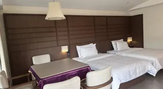 Семейный люкс с 5 комнатами Jiuheyueyuan Wenquan Forest Resort Hotel