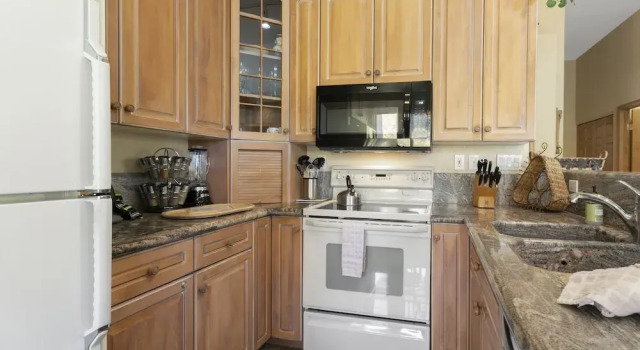Номер Standard Sunvail Condos 31e 3 Bedroom Condo by RedAwning
