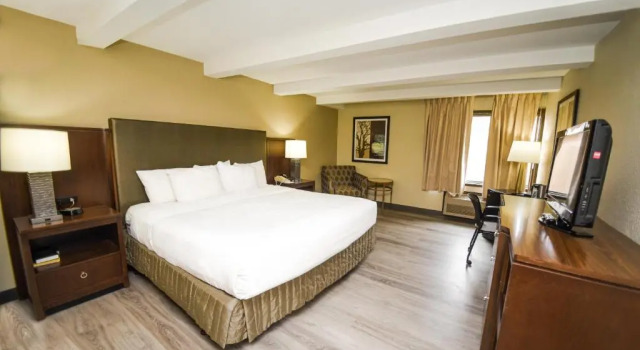 Номер Standard Fairway Inn & Suites