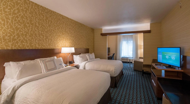 Четырёхместный люкс Fairfield Inn & Suites by Marriott Provo Orem