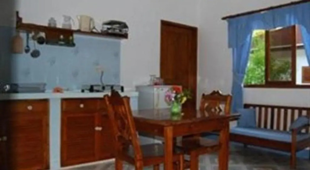Апартаменты Treasure Island Retreat
