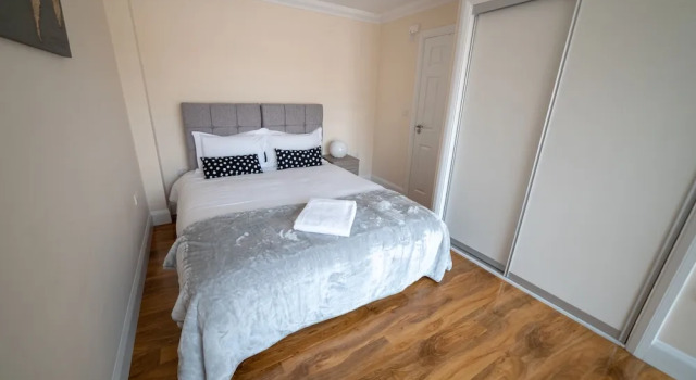 The Coach House by Riis Property, Prenota Appartamento Staines Surrey