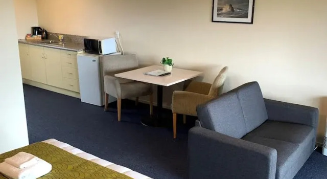 Студия с балконом Haast River Motels & Holiday Park