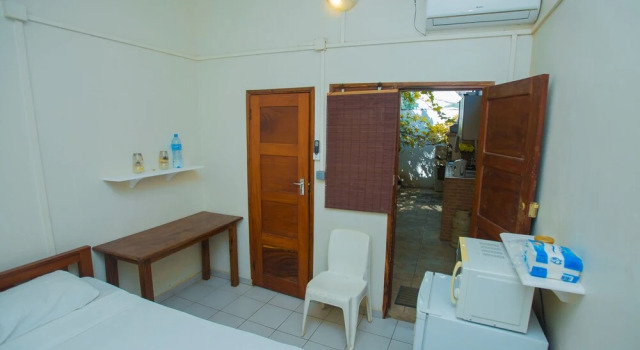 Marien Ngouabi serviced T0 Chalet, Buchen Sie Chalet Alto Mae A Maputo