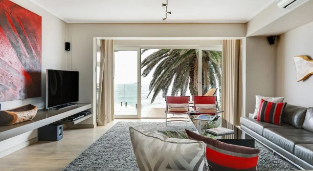 Modern Apartment in Camps Bay w Private Pool Houghton Steps, Забронировать Апартаменты/квартира Апартаменты Cape Peninsula, Апартаменты/квартира