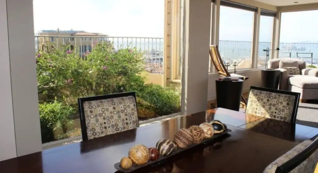 Апартаменты с красивым видом из окна Ocean View Terrace Apartment