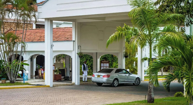 Sarova Whitesands Beach Resort Spa 4, Забронировать Курортный отель Отели Момбасы 3 звезды, рядом с Nakumatt Cinemax, 3*