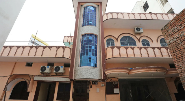 OYO 17171 Sandhya Guest House