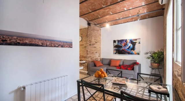 Семейные апартаменты с 2 комнатами Happy People Gaudi Sant Pau Apartments