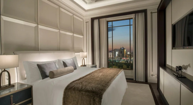 Двухместный номер Grand Deluxe с балконом The St. Regis Astana