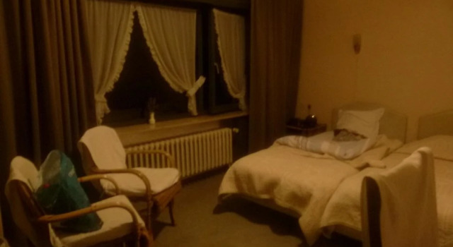 Hôtel Rostune, Rezerwuj Hotel Hotele w Bruksela z parkingiem, Parking