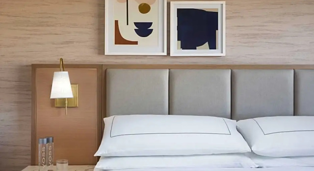 Люкс c 1 комнатой с видом на город Hilton Santa Monica