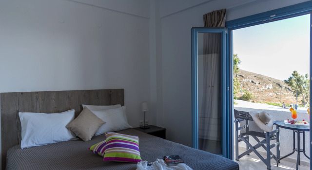 Caldera Romantica Hotel, Забронировать Отель Акротирион , рядом с Белый пляж