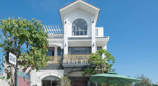Westlake Hotel